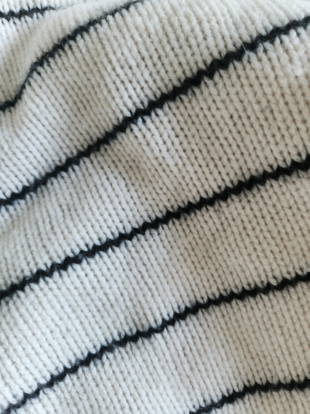 Vince Cream Crewneck Sweater with Black Stripes - Picture 6 of 10